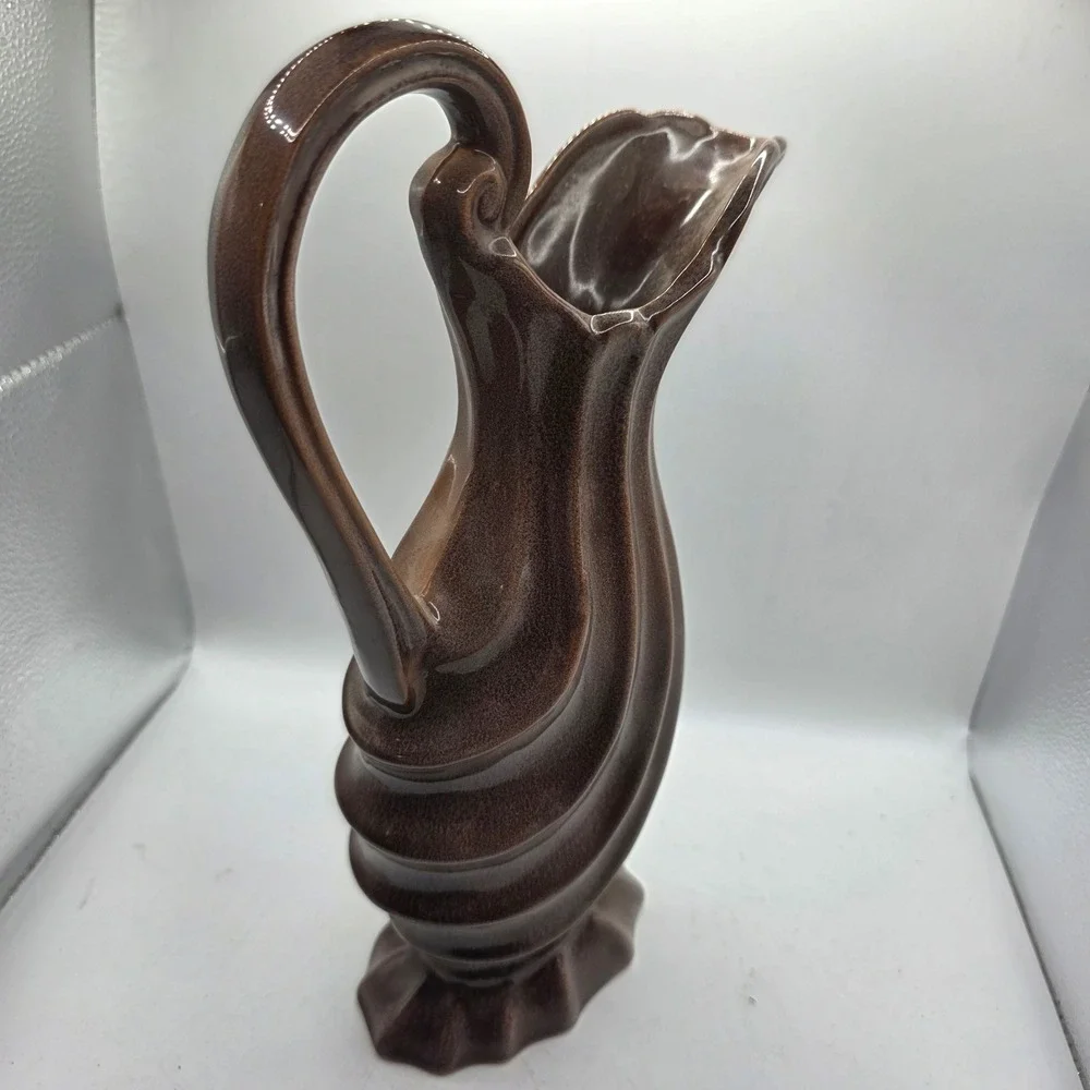 Red Wing Pottery 819 Brown Flecked Swirl Pitcher Vase Mid Century Modern Ceramic